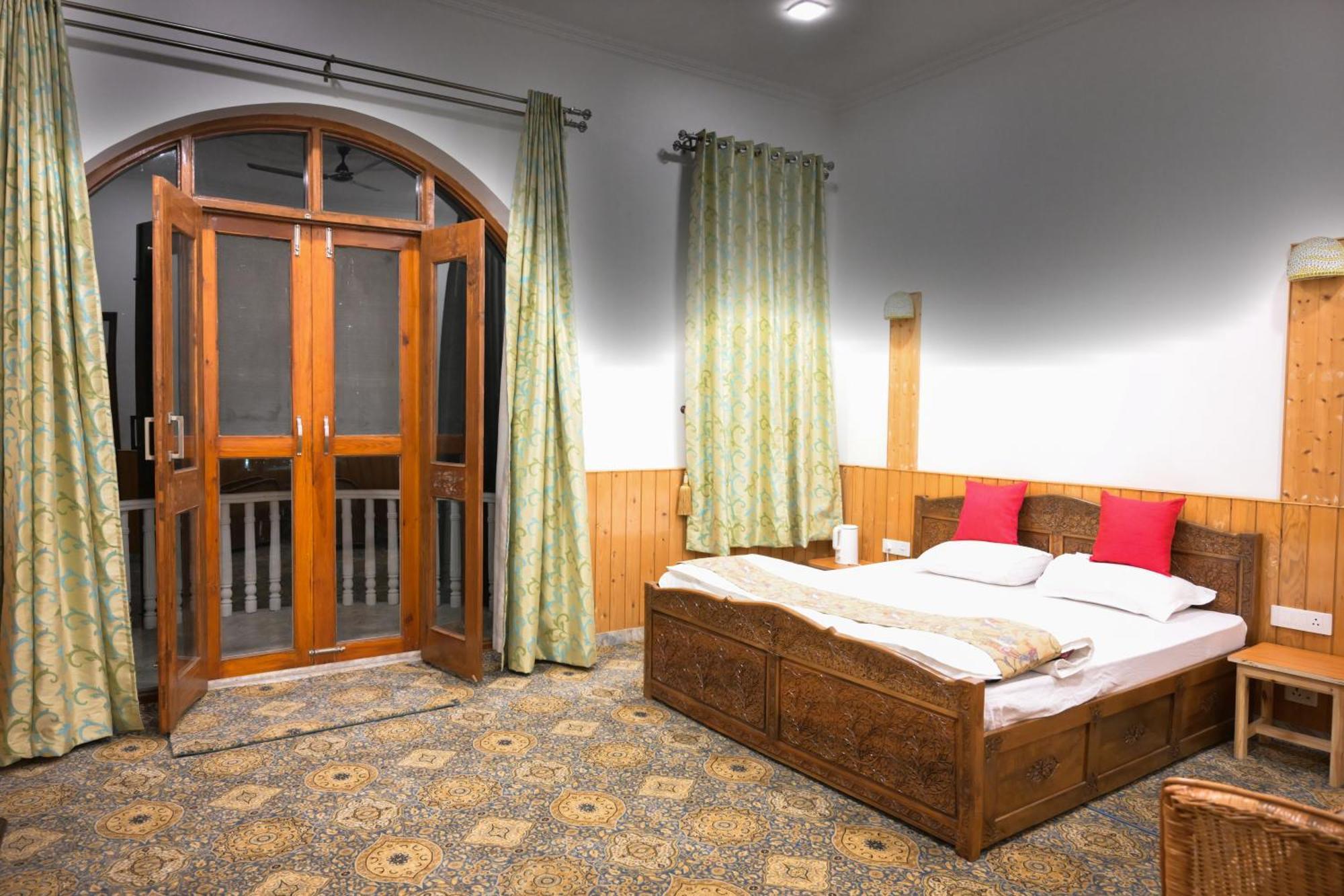 The Country Hills Villa Srīnagar Exterior foto